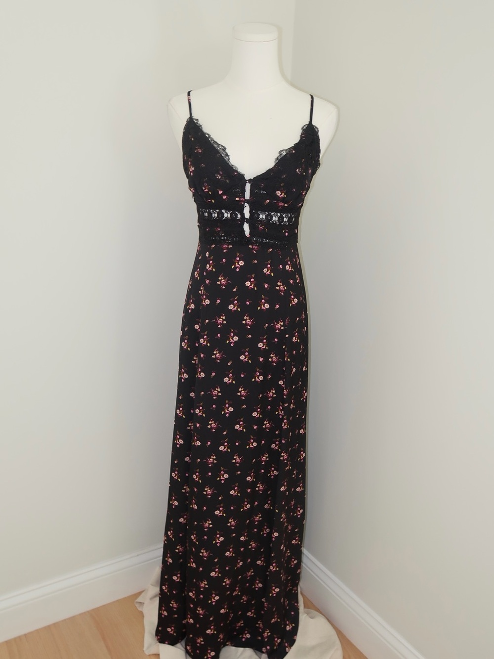 Free People - Black Floral Lace-Trim Maxi Dress - Women